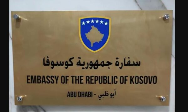 ambasada-e-kosoves-ne-abu-dhabi-me-njoftim-te-ri-per-kosovaret-te-bllokuar-ne-emirate