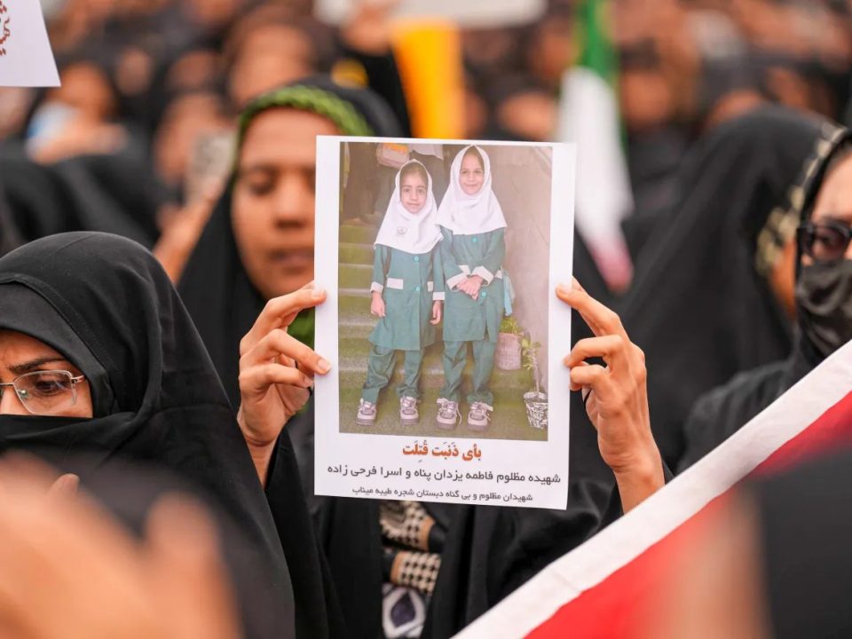 hetim-mbi-sulmin-e-tmerrshem-ajror-ne-shkollen-e-vajzave-ne-iran