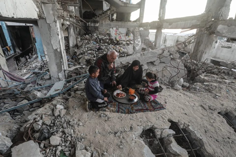 rafah-u-tregon-se-rrethimi-sionist-i-gazes-vazhdon…