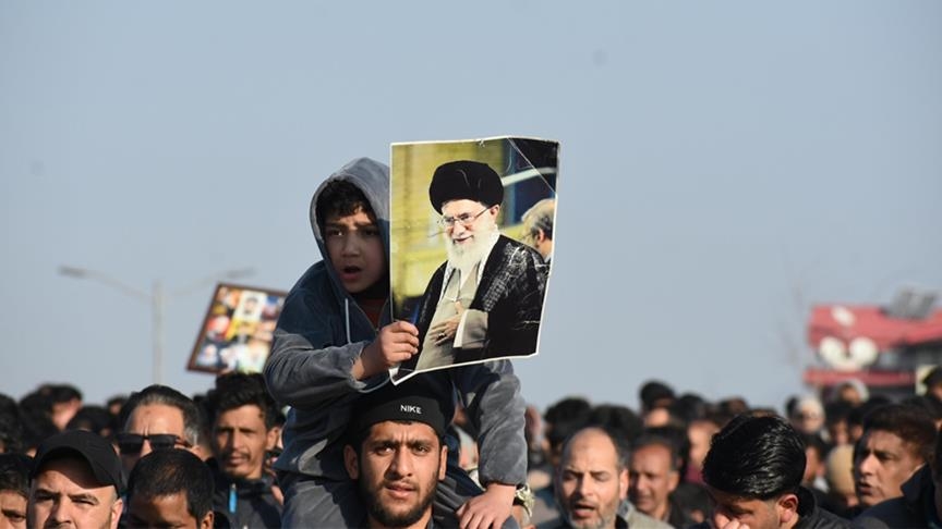 kashmiri-nen-kufizime-per-diten-e-trete-mes-protestave-per-vrasjen-e-khameneit-ne-iran