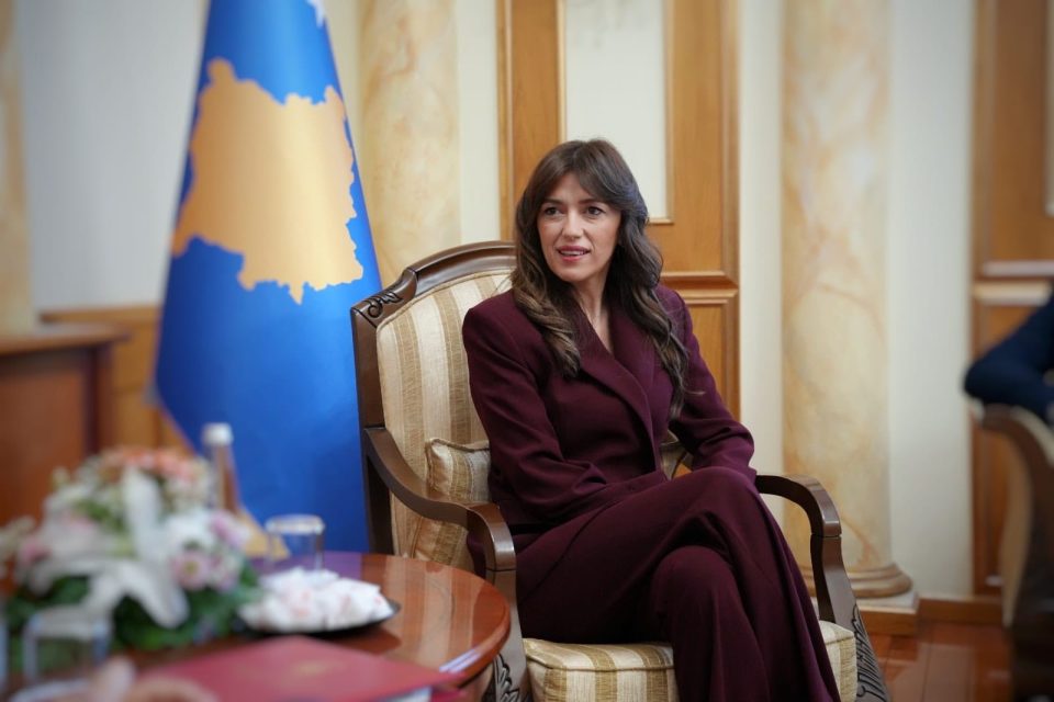 haxhiu:-sapo-i-jemi-drejtuar-gjykates-kushtetuese-per-presidentin