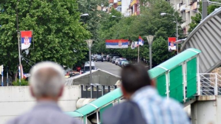 serbia-nxit-presion-te-vazhdueshem-ndaj-bizneseve-ne-veri-te-kosoves,-shenjestron-transportues-qe-mbeshteten-protestat-studentore