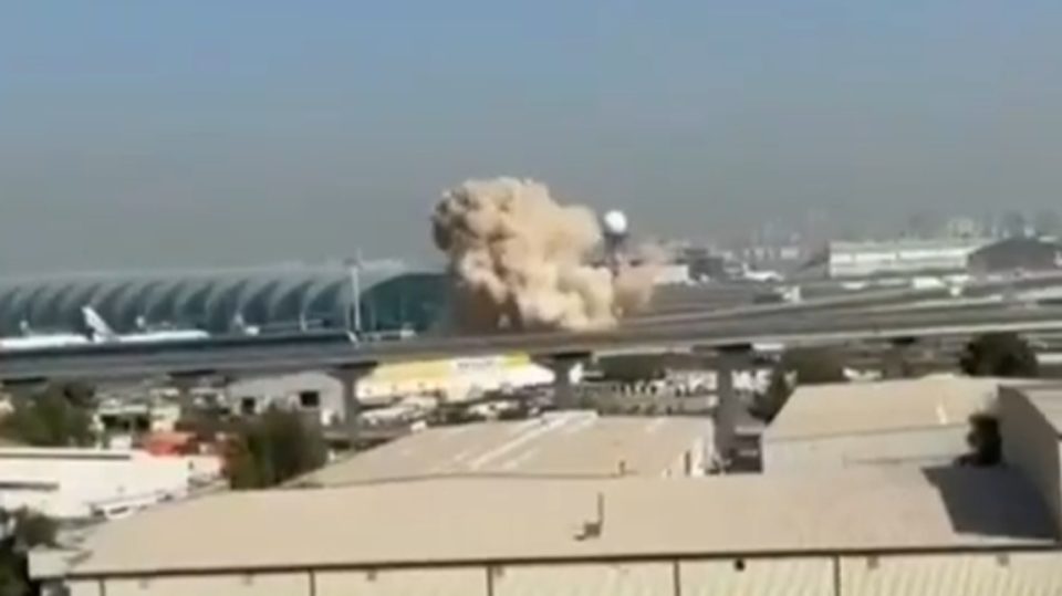 video/-alarm-ne-aeroportin-nderkombetar-te-dubait,-forcat-e-armatosura-te-katarit-parandalojne-nje-goditje-nga-raketat