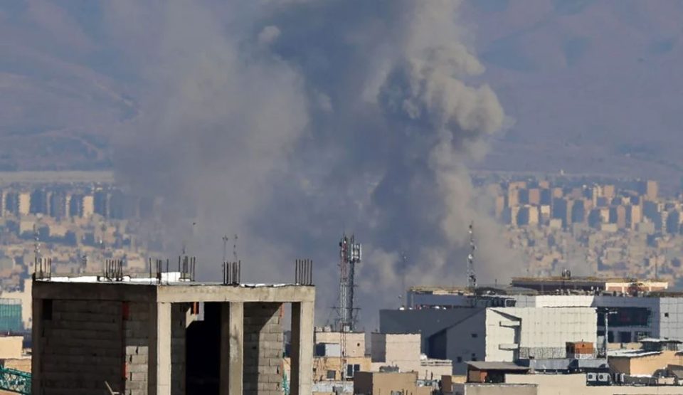 “po-dergonin-arme-te-hezbollahu”-ushtria-izraelite-idf:-goditem-16-avione-iraniane-te-forcave-quds!