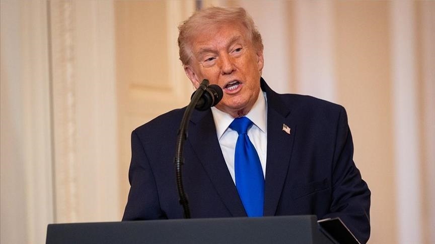 trump-pretendon-se-irani-eshte-“dorezuar”-para-vendeve-fqinje,-paralajmeron-per-sulme-te-tjera