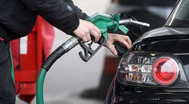 nafta-shtrenjtohet-serish,-deri-ne-1.52-euro-per-liter