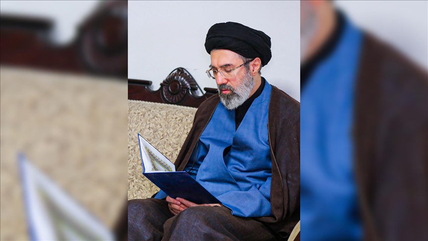 kina-kundershton-shenjestrimin-e-udheheqesit-te-ri-iranian,-mojtaba-khamaneit