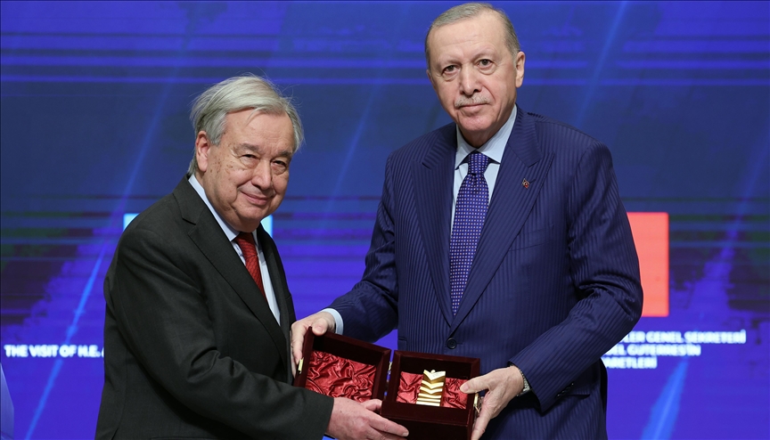 presidenti-turk-i-dorezon-cmimin-nderkombetar-te-paqes-kreut-te-okb-se