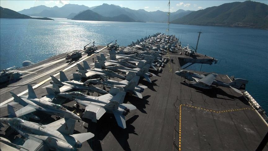 pentagoni-shqyrton-“dergimin-e-me-shume-anijeve-luftarake”-per-te-shoqeruar-tankeret-ne-ngushticen-e-hormuzit