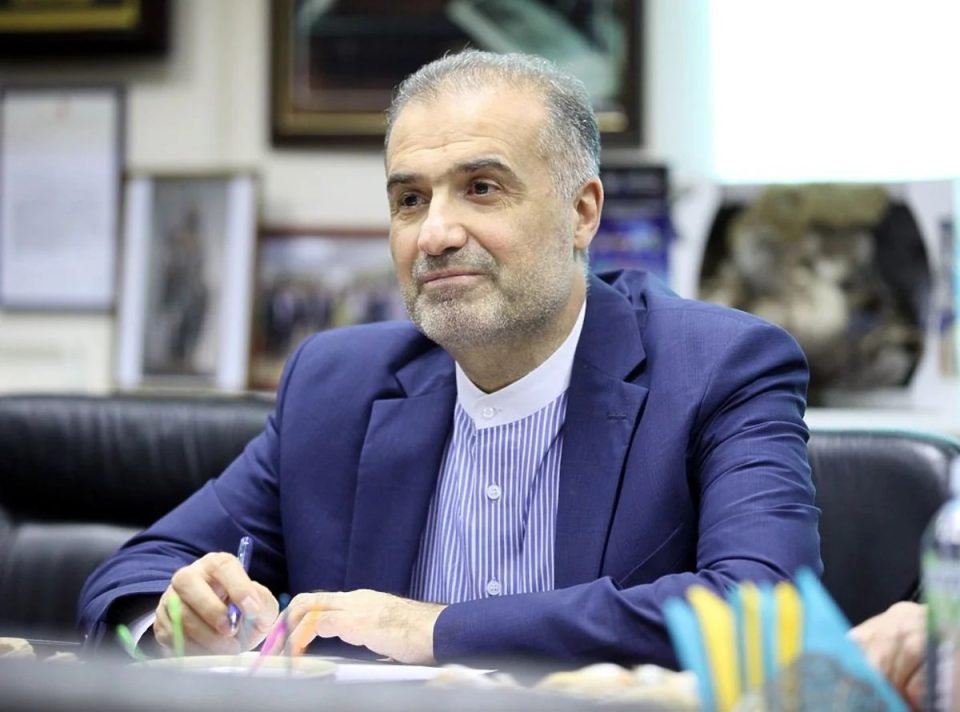 ambasadori-iranian-mohoi-se-khamenei-eshte-transferuar-ne-rusi-per-trajtim