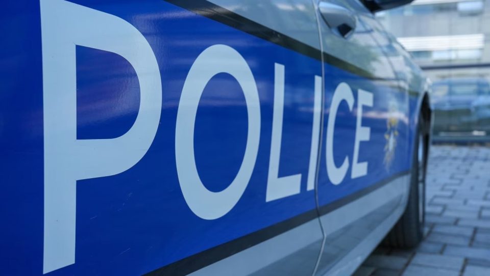 akuza-per-shperdorim-detyre,-merren-ne-pyetje-shefja-e-regjistrimit-te-bizneseve-dhe-dy-zyrtare-te-tjere