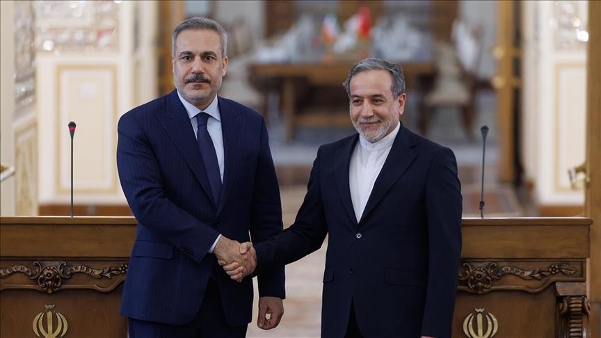 ministri-i-jashtem-turk-fidan-diskuton-me-homologun-iranian-rrjedhen-e-luftes