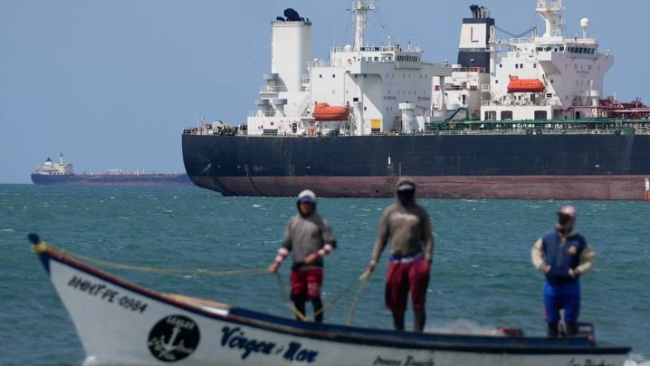 shba-lehteson-sanksionet-ndaj-naftes-se-venezueles-per-te-rritur-furnizimin-gjate-luftes-me-iranin