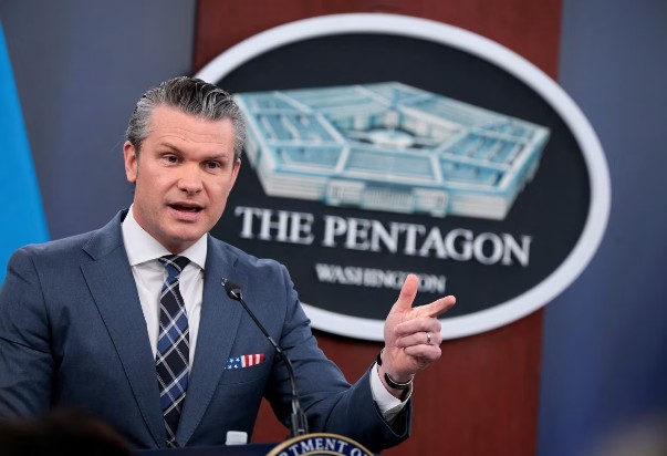 “aleatet-duhet-te-falenderojne-trumpin”-–-hegseth:-sot-do-te-intensifikojme-sulmet-kunder-iranit!-kerkesa-e-pentagonit-per-financim?-duhen-para-per-te-vrare-te-keqijte