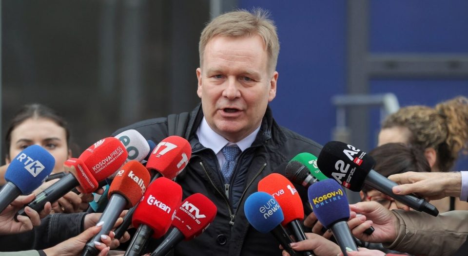 i-derguari-i-be-pas-takimit-me-zyrtarin-e-dash-it:-siguruam-harmonizim-per-hapat-e-ardhshem-ne-dialogun-kosove-serbi