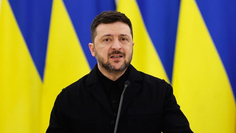 zelensky-akuza-te-forta-ndaj-moskes:-rusia-i-jep-informacione-iranit,-e-furnizon-me-imazhe-satelitore-dhe…