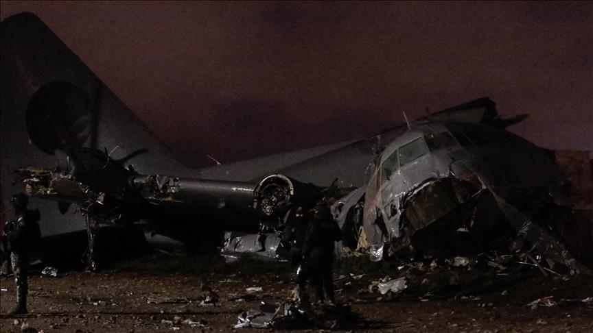 avion-i-forcave-ajrore-te-kolumbise-rrezohet-me-deri-ne-100-trupa-ne-bord