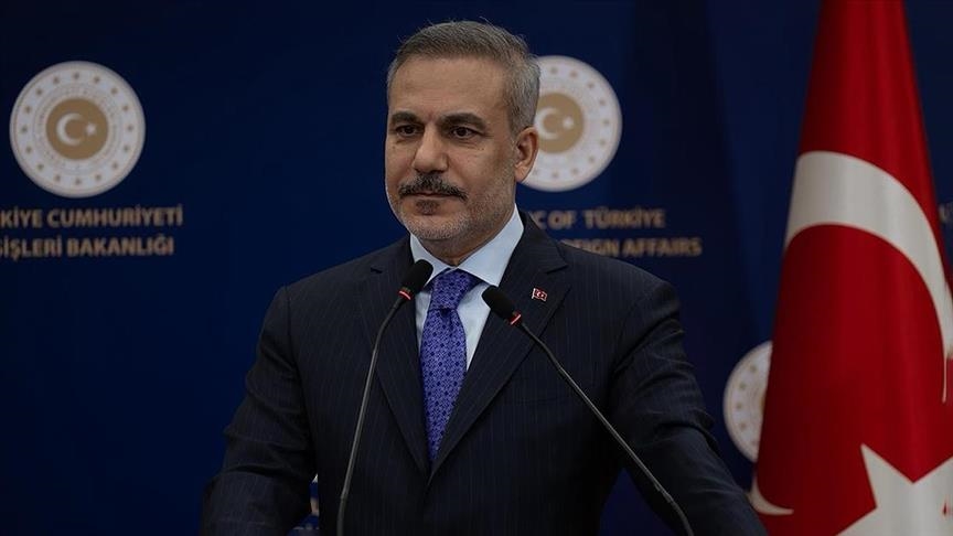 kryediplomati-turk-diskuton-per-zhvillimet-rajonale-me-homologun-e-tij-kinez