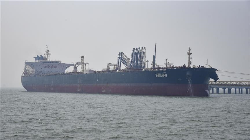 irani-lejon-kalim-te-sigurt-neper-ngushticen-e-hormuzit-per-anijet-qe-nuk-jane-te-perfshira-ne-“agresion”