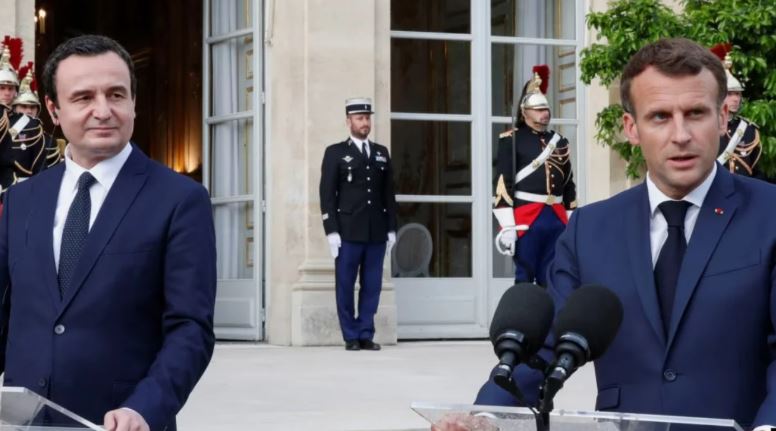 kurti-sot-ne-france/-vucic-‘zbulon-prapaskenat’,-pretendon-se-kryeministri-i-kosoves-mund-te-kerkoje-dergimin-e-fsk-se-ne-veri