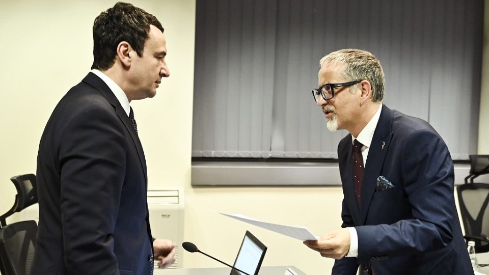 miratohet-ne-qeveri-projektligji-per-sigurimin-e-detyrueshem-shendetesor