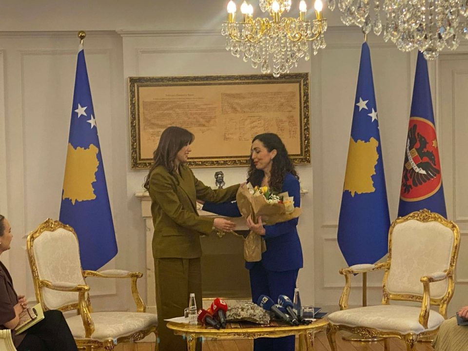 albulena-haxhiu-zyrtarisht-ushtruese-detyre-e-presidentes