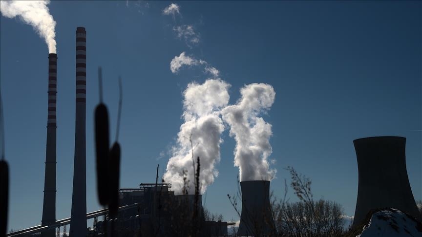 pese-vende-te-be-se-kerkojne-takse-mbi-fitimet-e-papritura-per-kompanite-e-energjise-mes-armiqesive-ne-lindjen-e-mesme