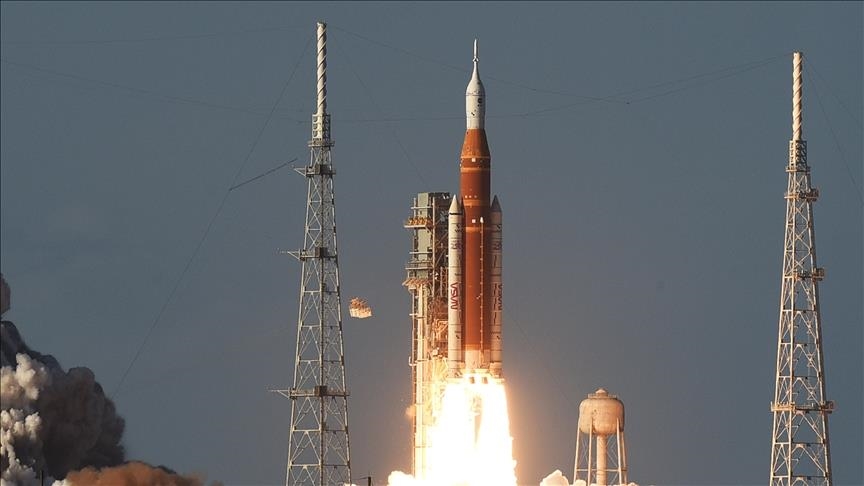 nasa:-ekuipazhi-i-artemis-ii-do-te-shohe-pjese-te-paeksploruara-te-henes-gjate-kalimit-prane-saj