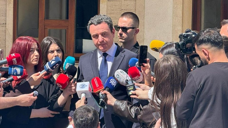 kurti:-takimi-me-abdixhikun-ishte-konstruktiv,-prioritet-shmangia-e-zgjedhjeve-te-reja