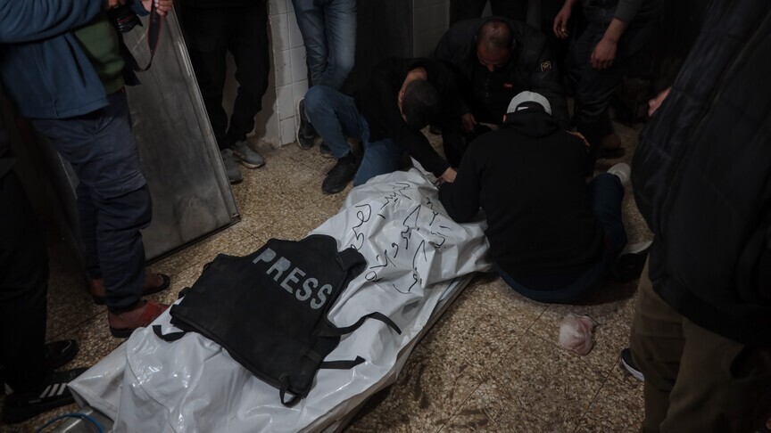 al-jazeera-denon-vrasjen-e-gazetarit-te-saj-ne-sulmin-izraelit-ne-gaza