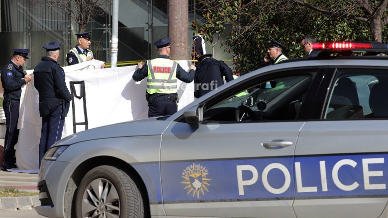 nje-i-vdekur-e-dy-te-lenduar-nga-nje-aksident-mes-dy-motocikletave-ne-livoc-te-ulet-te-gjilanit