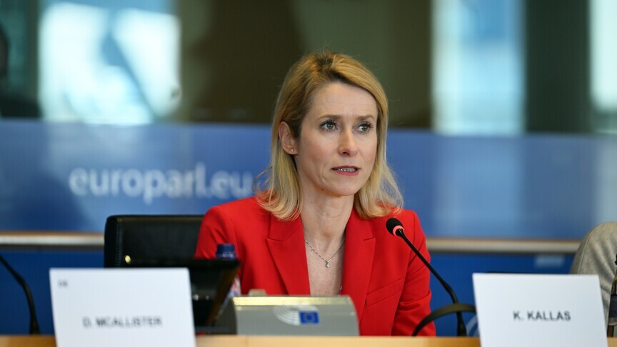 kryediplomatja-e-be-se:-tensionet-ne-hormuz-theksojne-nevojen-per-“koalicion-te-forte-nderkombetar”-per-sigurine-detare