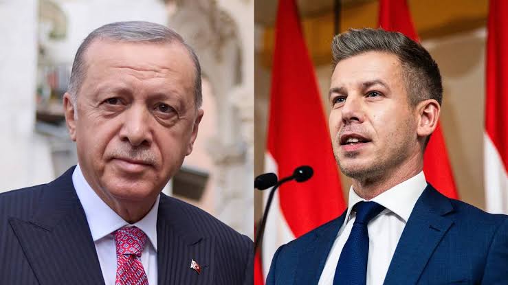 presidenti-turk-dhe-kryeministri-i-ardhshem-hungarez-diskutojne-marredheniet-dypaleshe-dhe-ceshtjet-rajonale