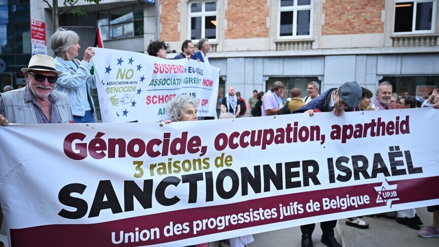 peticioni-per-pezullimin-e-marreveshjes-se-asociimit-be-izrael-arrin-1-milion-nenshkrime