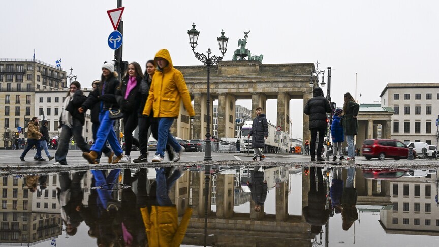 sondazh:-79-per-qind-e-gjermane-te-pakenaqur-me-punen-e-qeverise