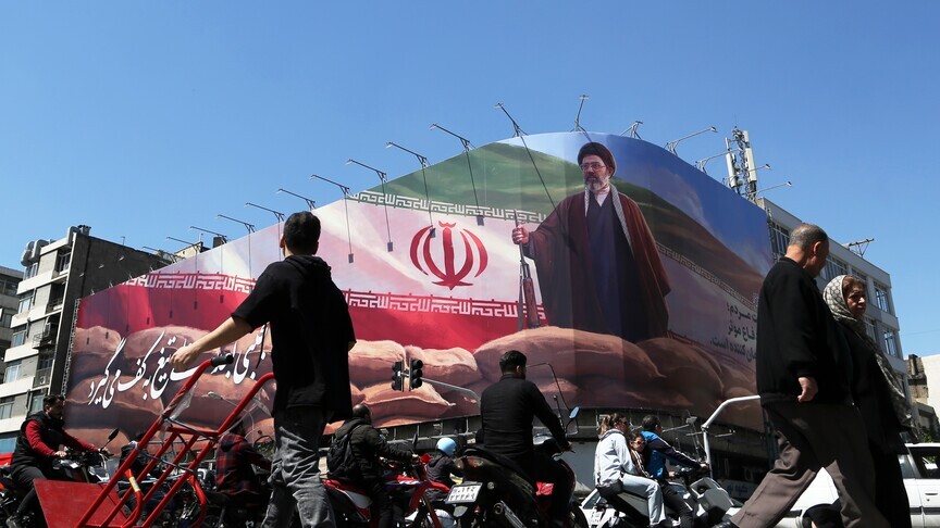 “wall-street-journal”:-lufta-ne-iran-solli-ndryshimin-e-regjimit-per-keq