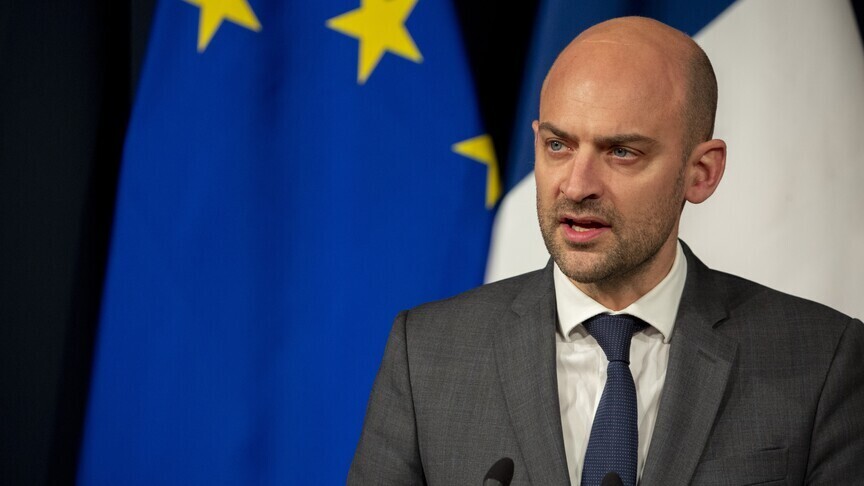 franca-kerkon-nga-izraeli-te-respektoje-te-drejten-nderkombetare-dhe-te-braktise-“lufterat-e-pafundme”