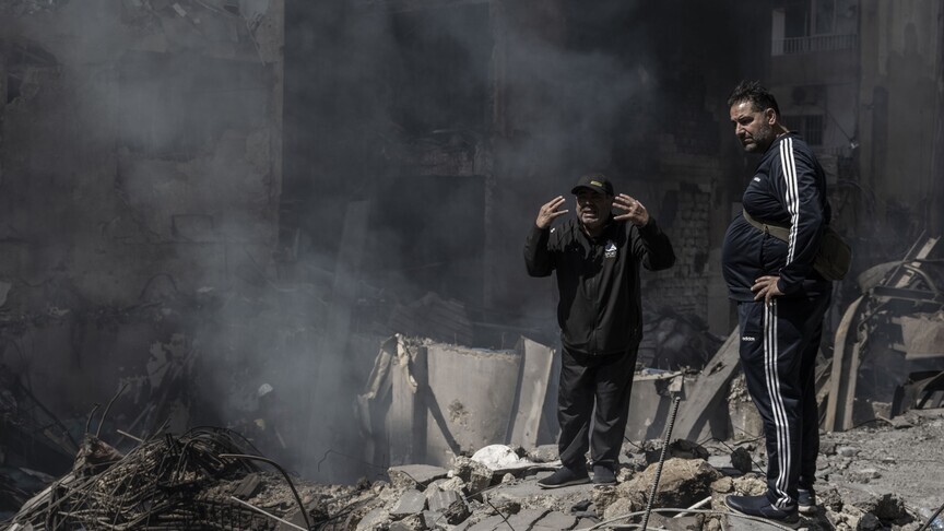 sulmi-izraelit-vret-8-persona-dhe-plagos-dhjetera-te-tjere-ne-libanin-jugor-pas-shpalljes-se-armepushimit