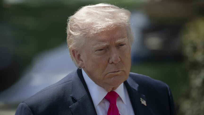 trump:-irani-njoftoi-se-“ngushtica-e-iranit”-eshte-hapur-plotesisht