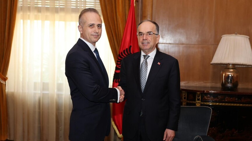 begaj-pranon-letrat-kredenciale-te-ambasadorit-te-ri-turk:-avancim-me-tej-ne-marredheniet-shqiptaro-turke