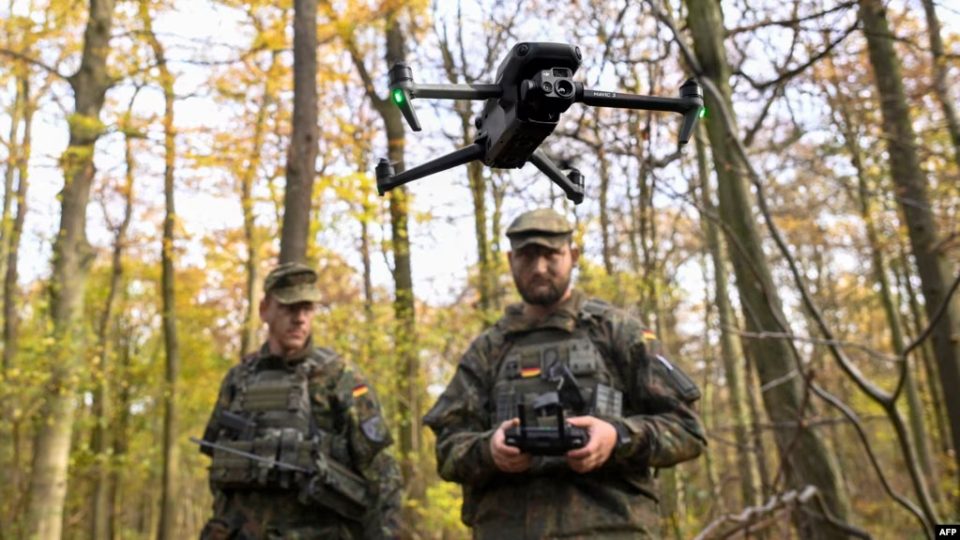 cekia-kerkon-shpjegim-nga-rusia-pasi-medvedev-i-kercenoi-fabrikat-e-droneve-ne-evrope