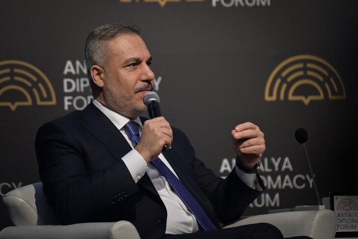 ministri-i-jashtem-turk:-“diplomacia-me-e-rendesishme-se-kurre”-perballe-paqendrueshmerise