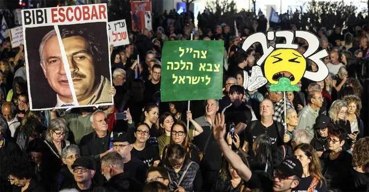 ai-po-“shkaterron-shoqerine-tone-nga-brenda”,-mijera-protestues-mblidhen-ne-tel-aviv-kunder-qeverise-netanyahu
