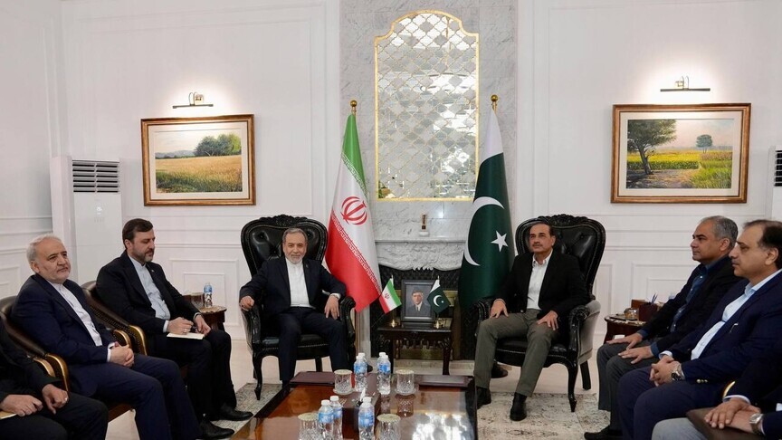 kryediplomati-iranian-takon-kryeministrin-pakistanez-mes-shpresave-per-bisedime-me-shba-ne