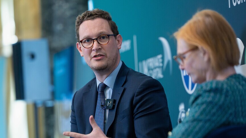 frika-nga-mungesat-e-furnizimeve-shtyn-mbreterine-e-bashkuar-te-rrise-planifikimin-emergjent-per-luften-ne-iran