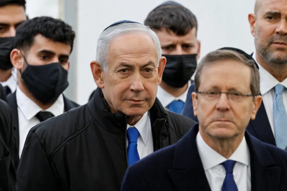 herzog-shtyn-vendimin-per-faljen-e-netanyahut,-kerkon-marreveshje-paraprake