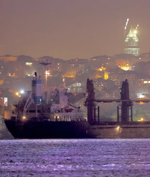 investigimi/si-rusia-po-kontrabandon-ne-izrael-miliona-ton-grure-te-vjedhur-nga-ukraina