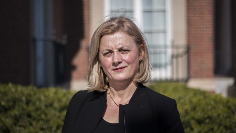 sonte-seanca-per-zgjedhje-te-presidentit,-feride-rushiti-e-hatixhe-hoxha-kandidate