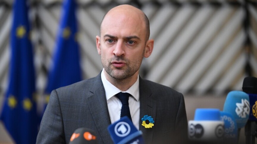 ministri-i-jashtem-francez-thote-se-kriza-e-hormuzit-ka-zgjatur-“shume-gjate”,-kerkon-perfundimin-e-bllokades