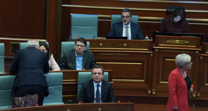 presidenti-i-ri/-opozita-bojkotoi,-shtyhet-seanca-ne-kuvendin-e-kosoves